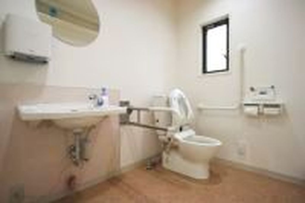 車椅子対応トイレ